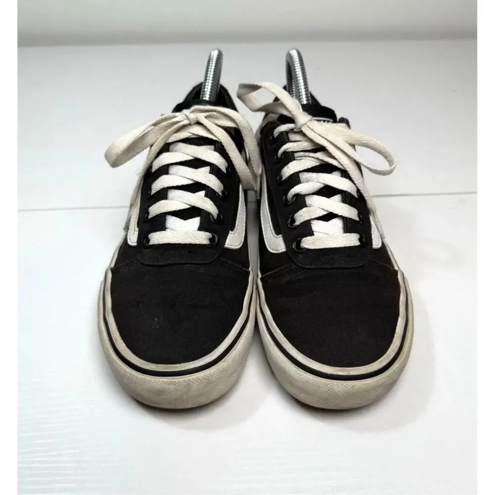 Vans Old Skool Low Black White Lace Up Skate Shoe Women’s 7.5